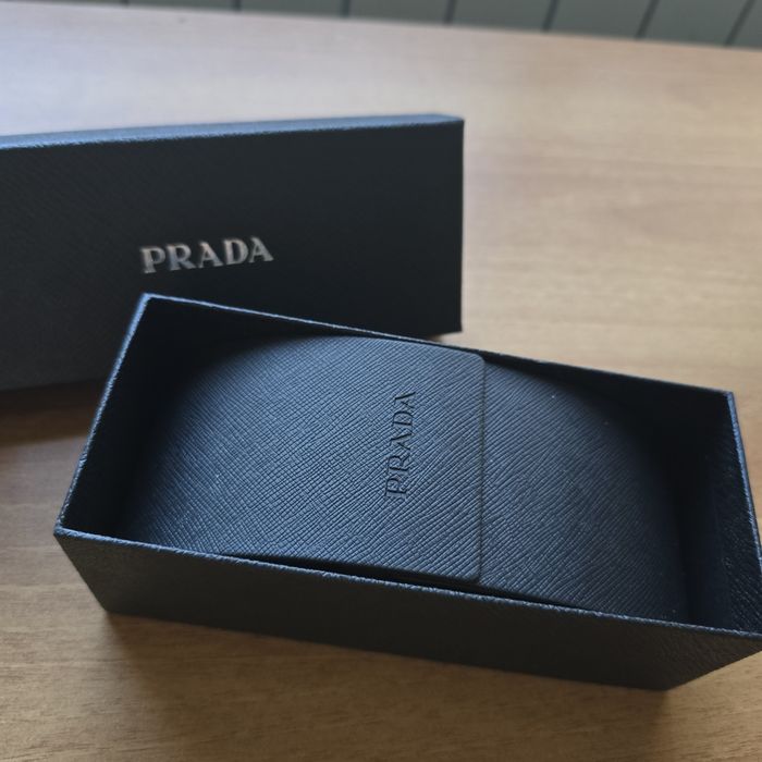 Prada слънчеви очила