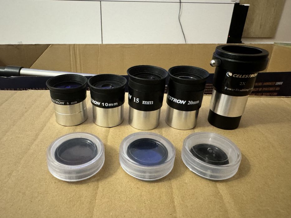 Telescop Celestron AstroMaster 90EQ, refractor