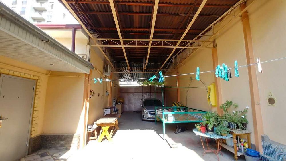 Паркентский Дом 5 соток 5 комнат заезд на 5 машин фасад 16м