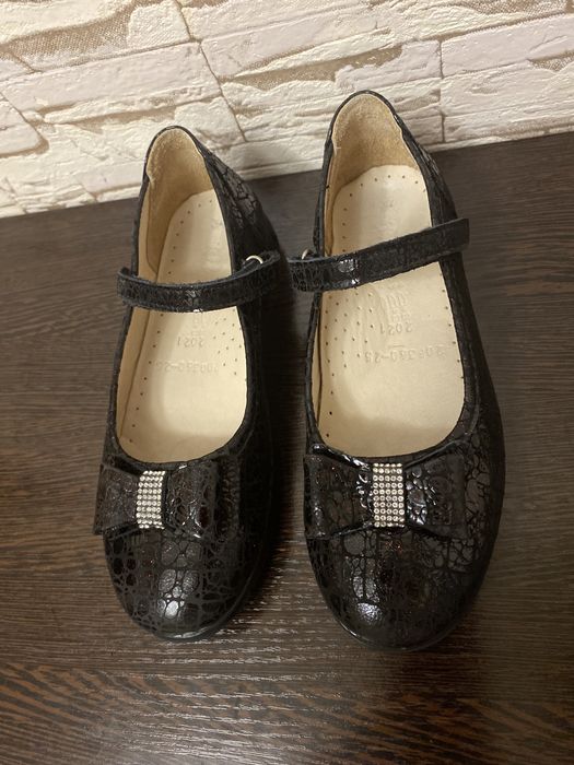 Продам туфли кожаные