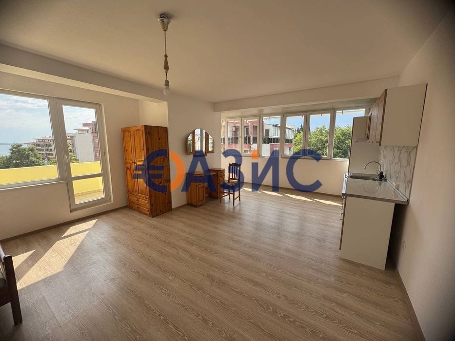 Продава се Тристаен апартамент в с. Равда, Област Бургас - 155 кв.м за 1010 €/кв.м - Снимка #6