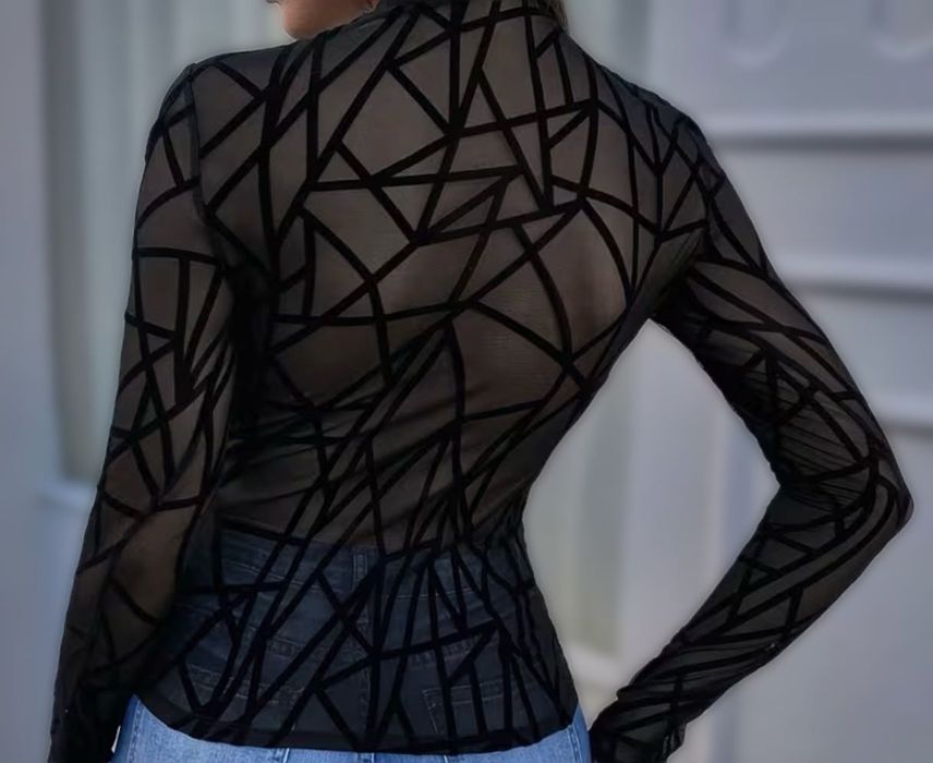 Стилна дамска блузка