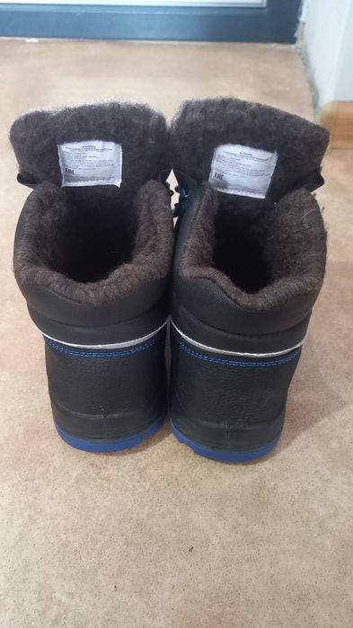 Зимний спец.ботинка новый