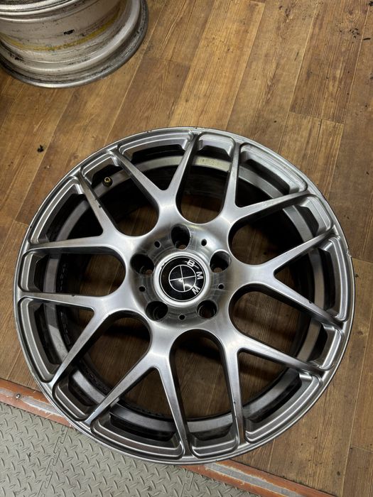 Диски Cross-Spoke r17 в стиле BBS
