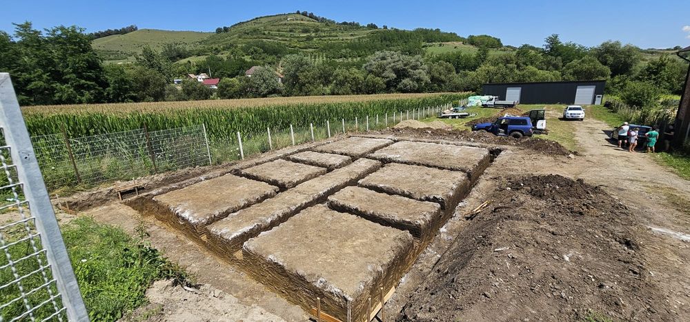 Executam case la roșu sau la gata