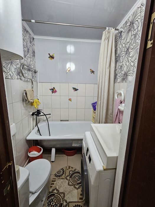 3 бөлмелі үй сатылады тез арада