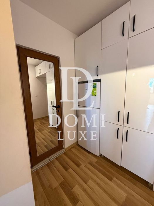 Продава се Тристаен апартамент в Варна, Левски - 79 кв.м за 2450 €/кв.м - Снимка #8