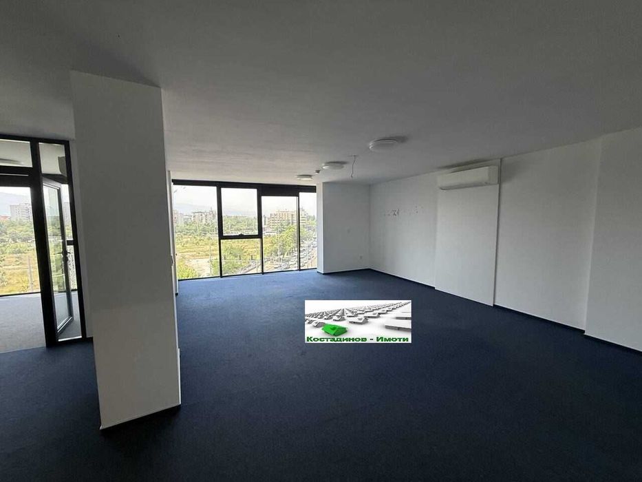 Дава се под наем Офис в Пловдив, Център - 104 кв.м за 1560 € - Снимка #1