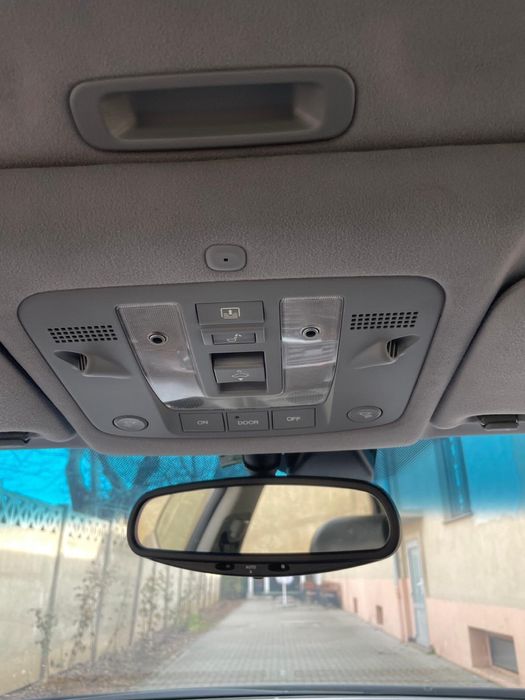 Vand Honda Legend 3.5 l, V6 automata 4X4