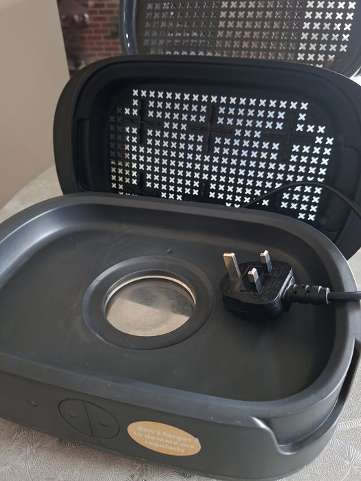 Електрически парен стерилизатор Tommee Tippee - Advanced + подаръци