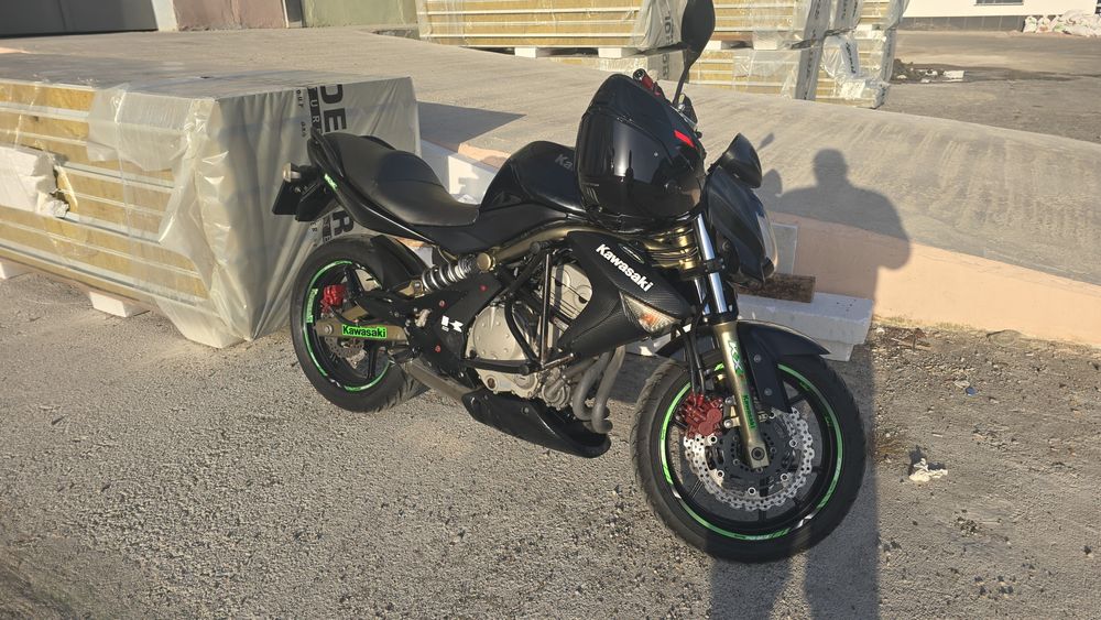Kawasaki ER-6n (2006) – Mecanic impecabil, ITP 2028, Crash-bar & Consumabile Premium (Cat. A)