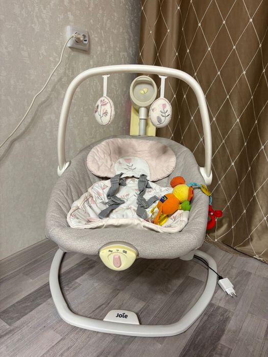 Электрокачели joie