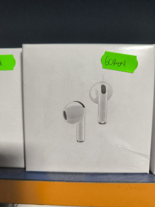 Caști wireless noi