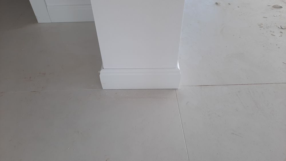 Montaj parchet si plintă.