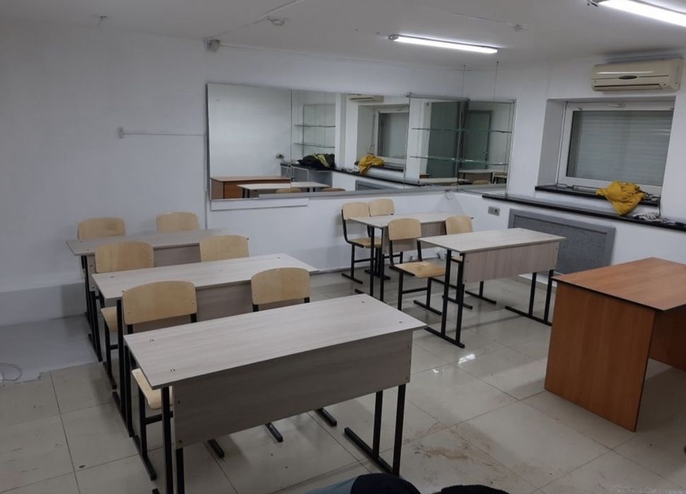 Школьная парта со стулья комплект для тенедрщиков