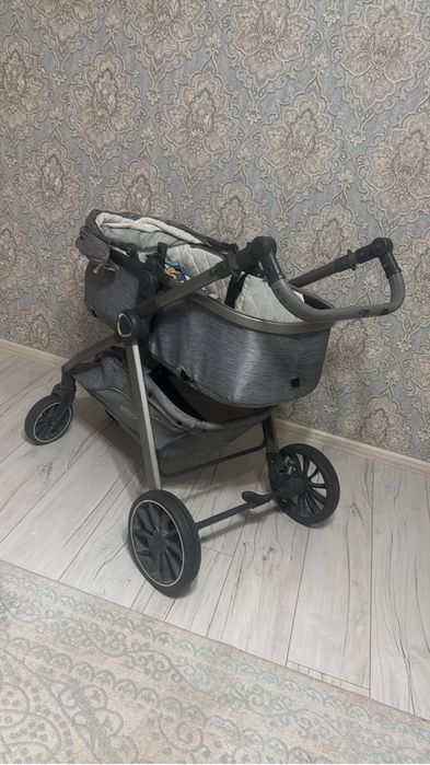 Продается коляска