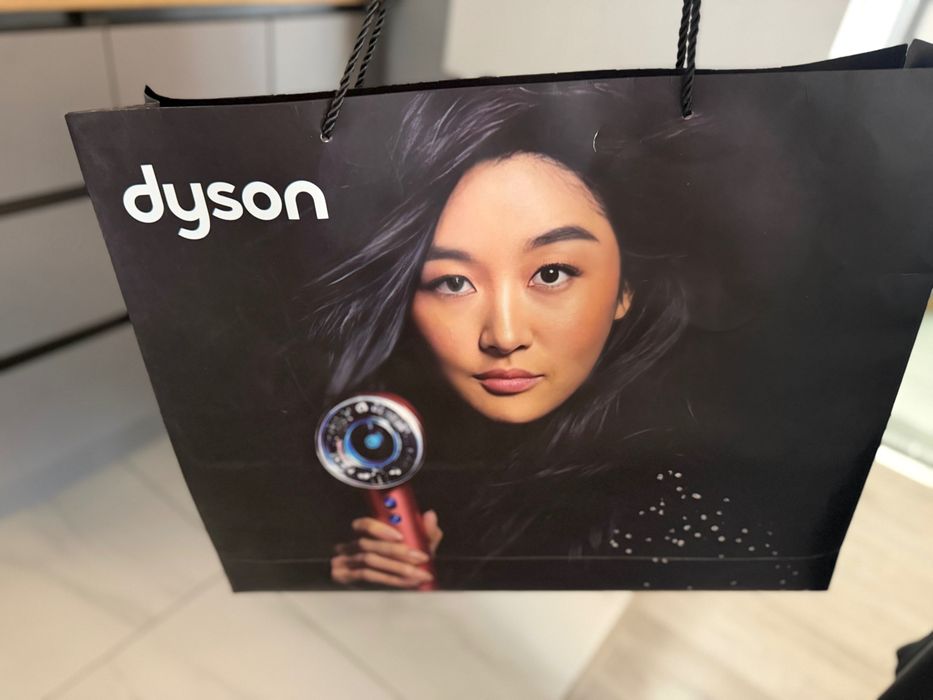 Dyson выпрямитель волос