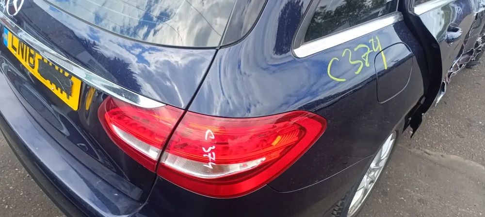 Dezmembrari / Dezmembrez Mercedes Clasa C Combi (S205) 2.2 CDI 651921 cutie viteze auutomata cod culoare 890 (MANUFAKTUR albastru cavansit - vopsea metalizată)