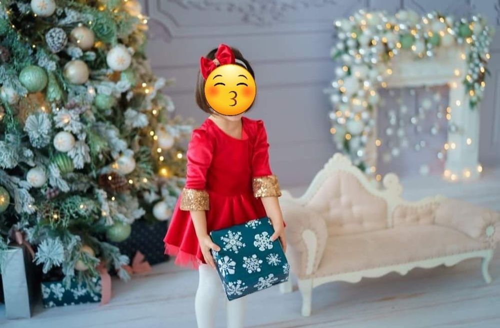 Rochita Craciun pentru 2 ani