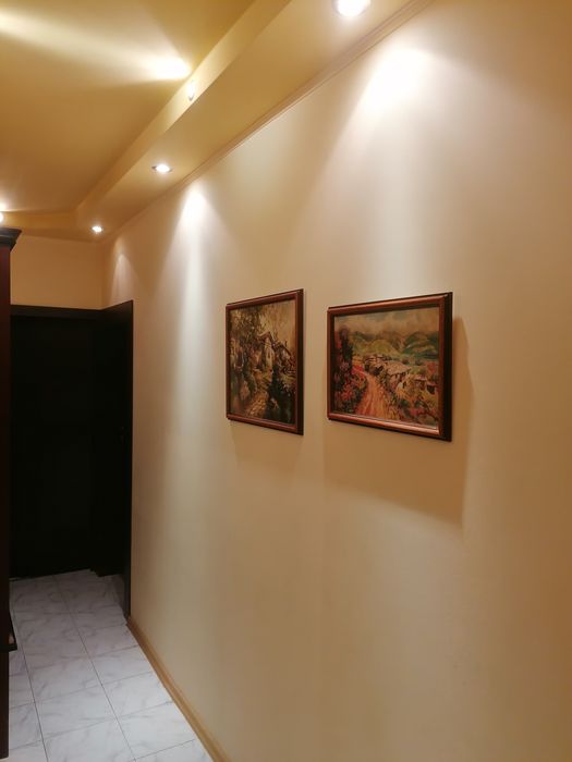 Продавам двустаен апартамент в Шумен /панелен / в отлично състояние !