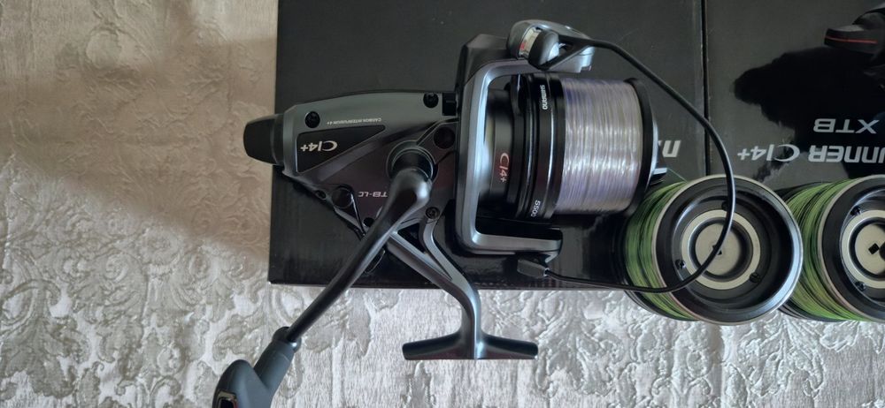 2 броя Шаранджийски макари SHIMANO Medium Baitrunner Ci4 XTB LC 5500