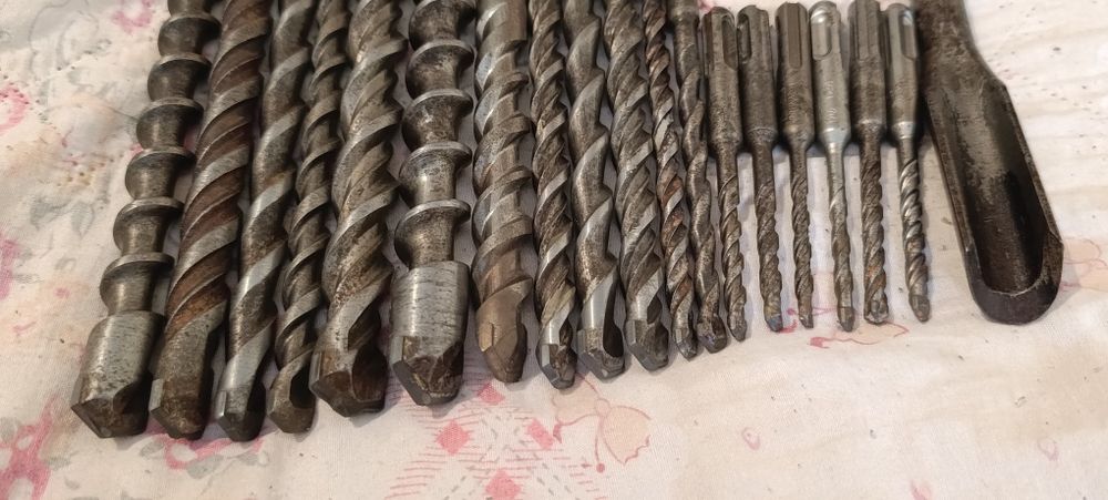 Lot 20  Burghie Profesionale SDS-Plus + Daltă canale - Made in Germany (PGM)