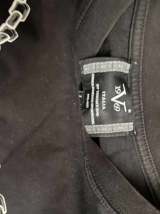 Vand tricouri 19V69 Versace Italia