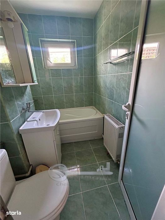 Apartament 3 camere semidecomandat Pacurari - Etaj 3