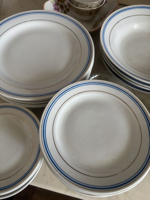 Посуда,сервиз чайный,тарелки