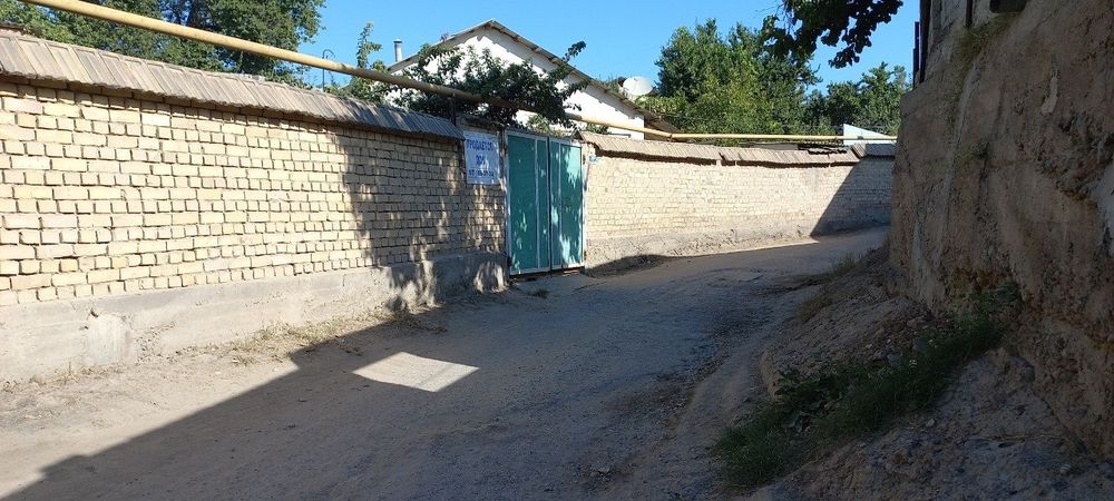Продается 4 комнатный дом в городе Янгиюль