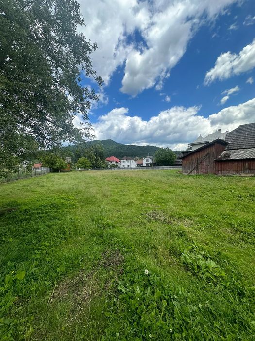 De vanzare-Proprietate excepțională in inima comunei Vama, jud. Suceava