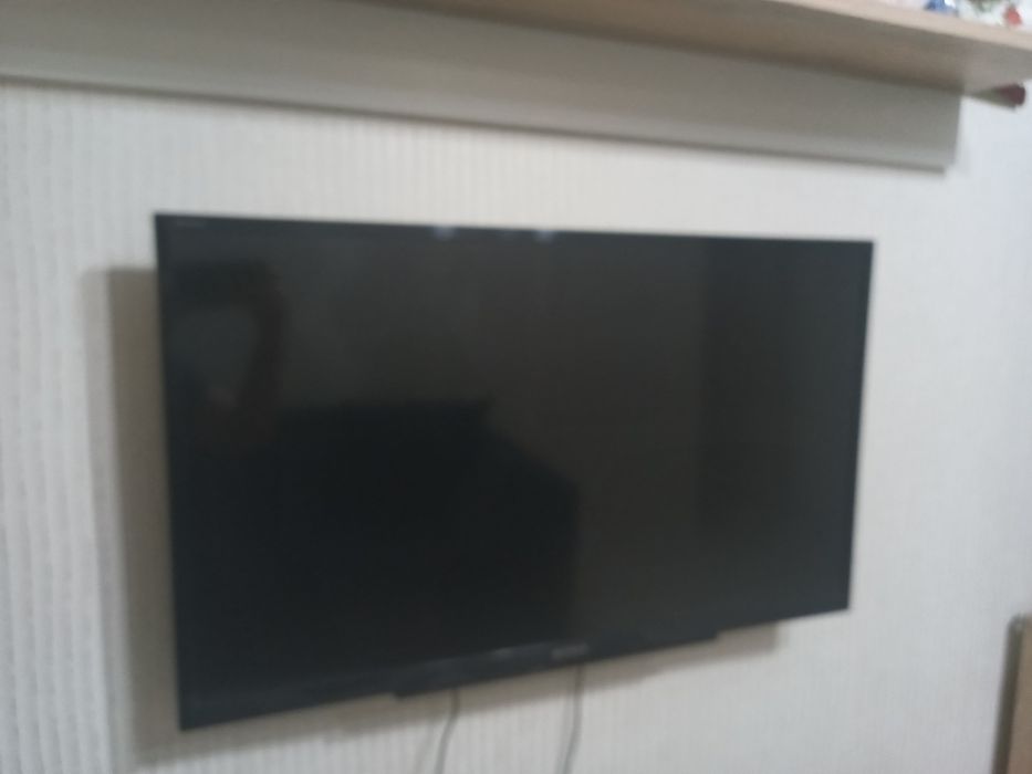 Продам телевизор