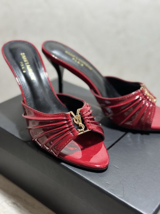 Обувки на висок ток Saint Laurent YSL