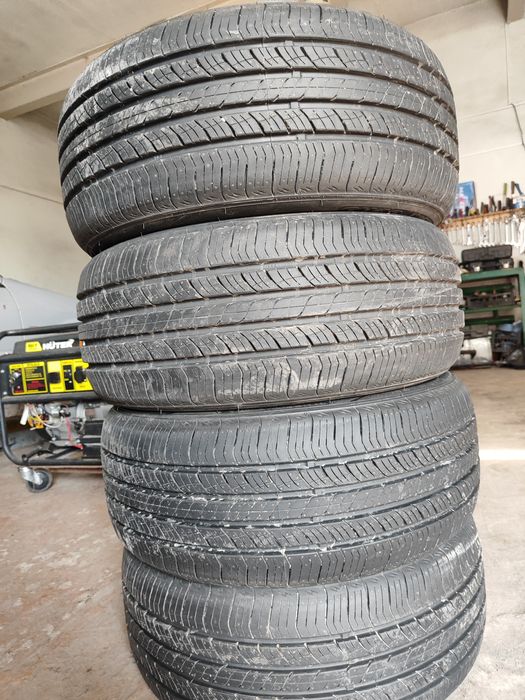 Продам шины новые 215/50/17