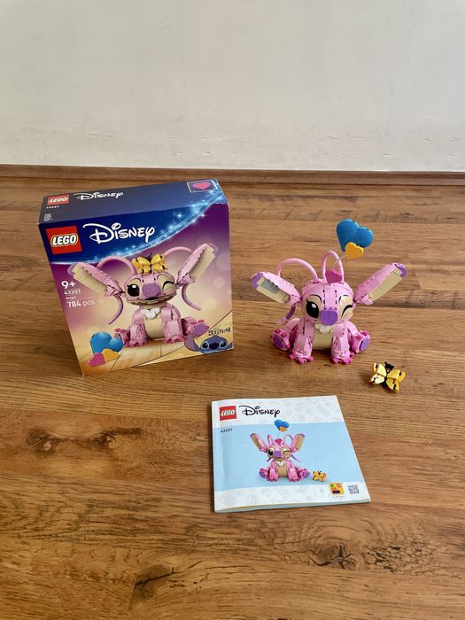 LEGO Disney 43257 - Angel (Stitch) Cu cutie și instrucțiuni