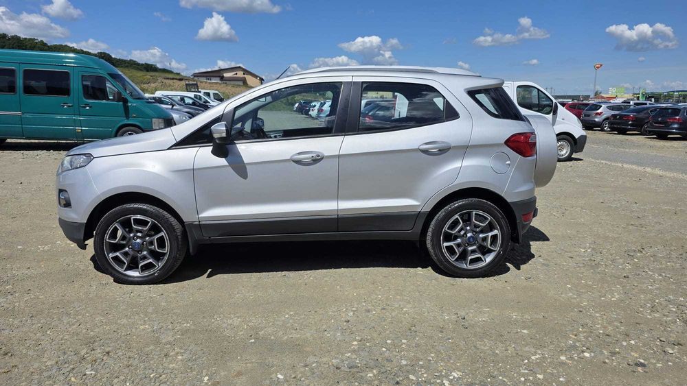 FORD Ecosport 2015 — imagine 3
