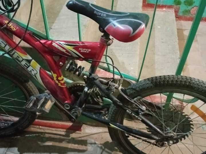 Велосипед спортивный,для 9-14 лет