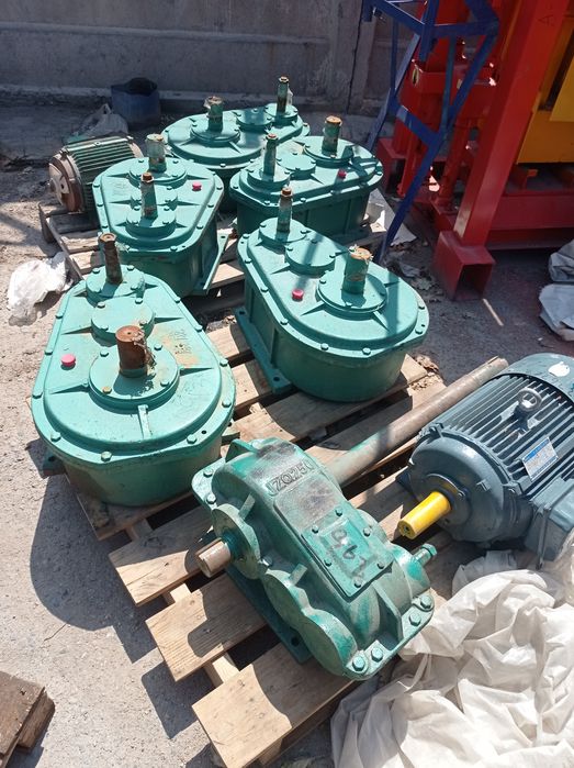 Редуктор на станок для сплитерных блоков бетономешалка гитара