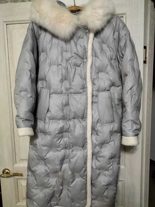 Продам зимний пуховик