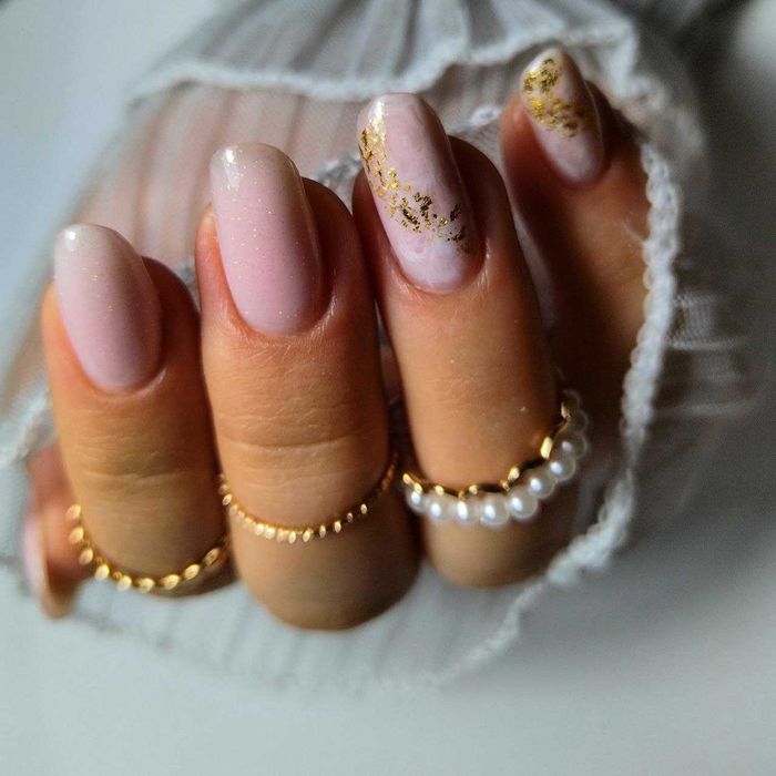 Manichiura Pedichiura gel semi Unghii cu gel