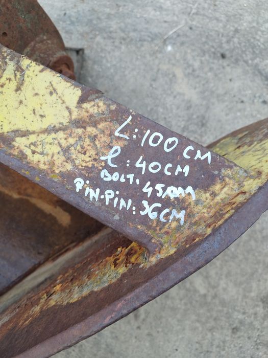 Cupa șanț trapezoidala buldoexcavator