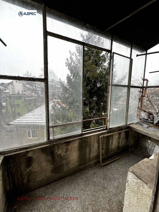 Продава се Тристаен апартамент в Плевен, Идеален център - 91 кв.м за 645 €/кв.м - Снимка #9