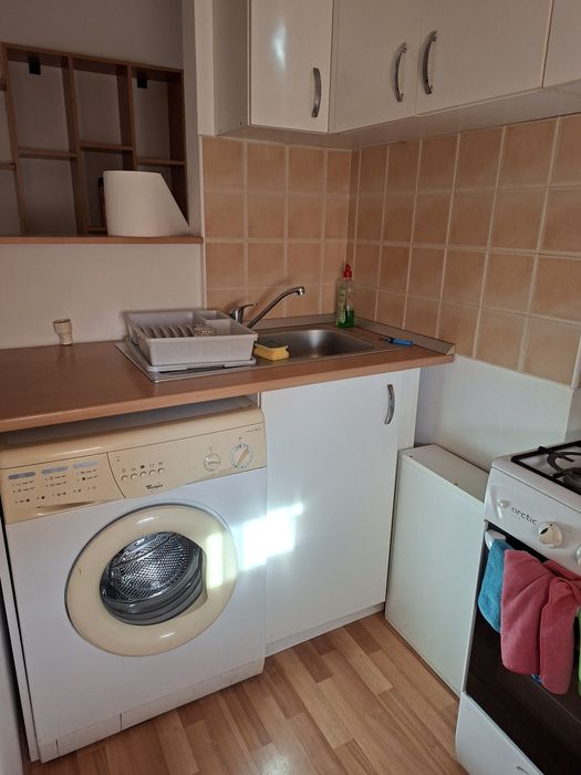 Inchiriez apartament cu 1 camera