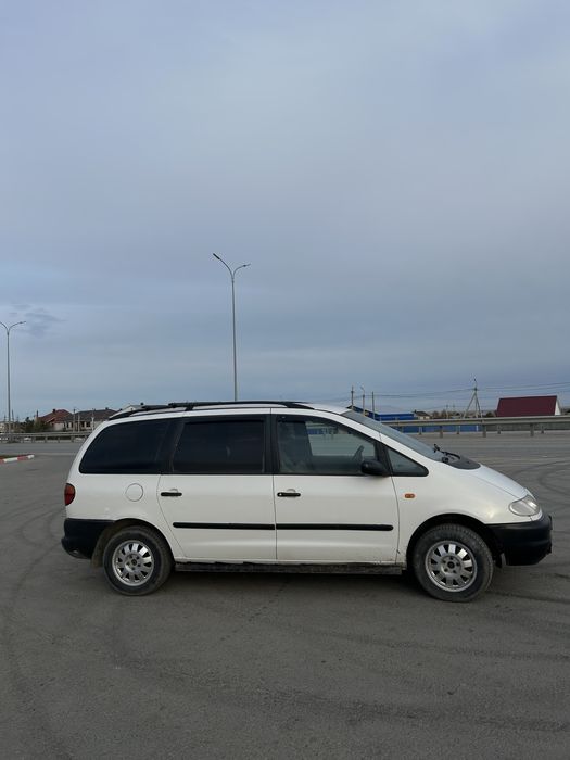 Фольсваген шаран