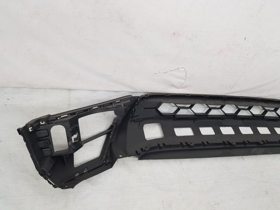 Spoiler bara fata Volkswagen Tiguan 2 dupa 2016 Nou OE
