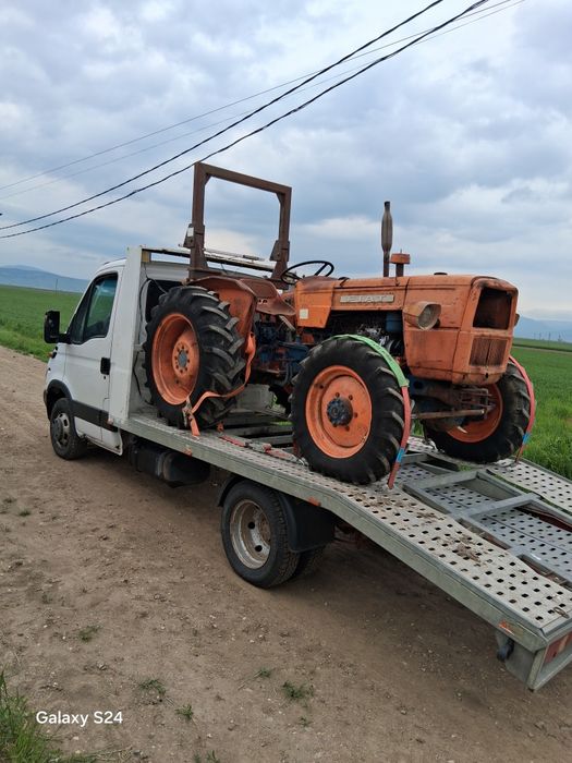 Tractări auto și utilaje