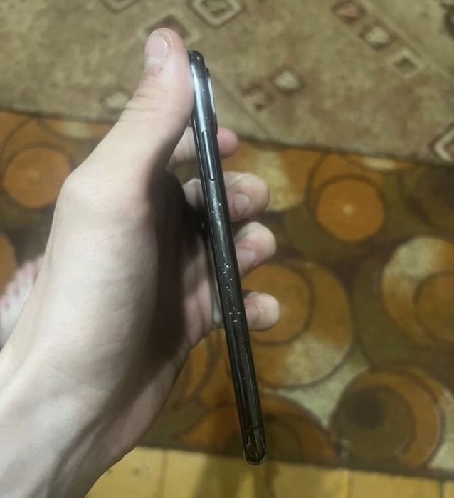 Iphone  X  память 64 гига