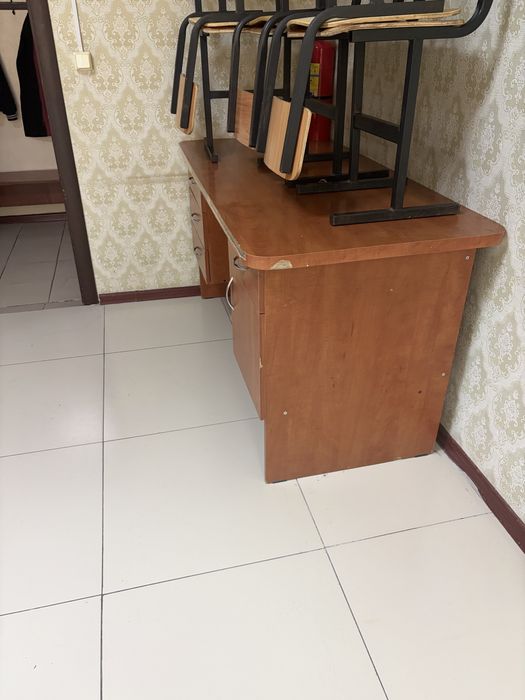 Стол двухтумбовый