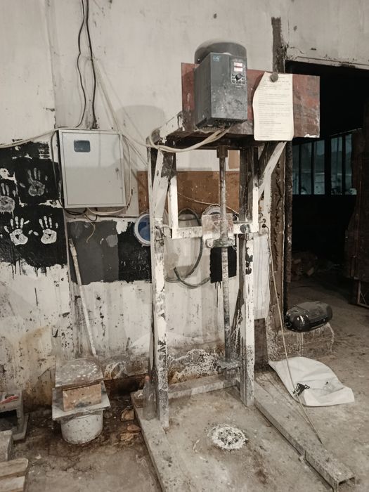 Диссольвер для производства водно-дисперсионной краски