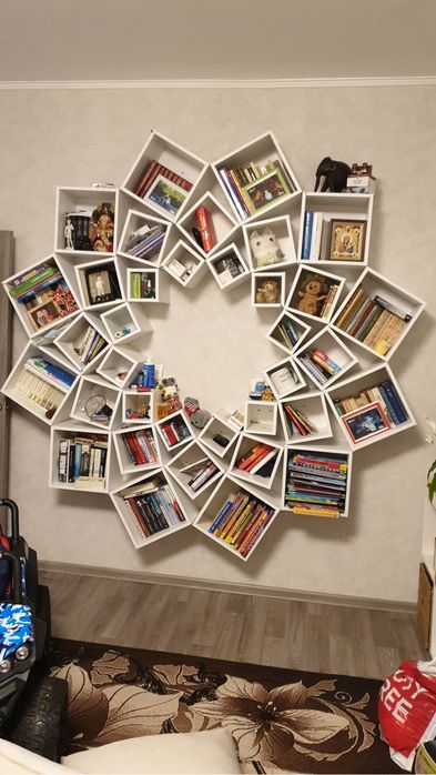 Книжная полка продам